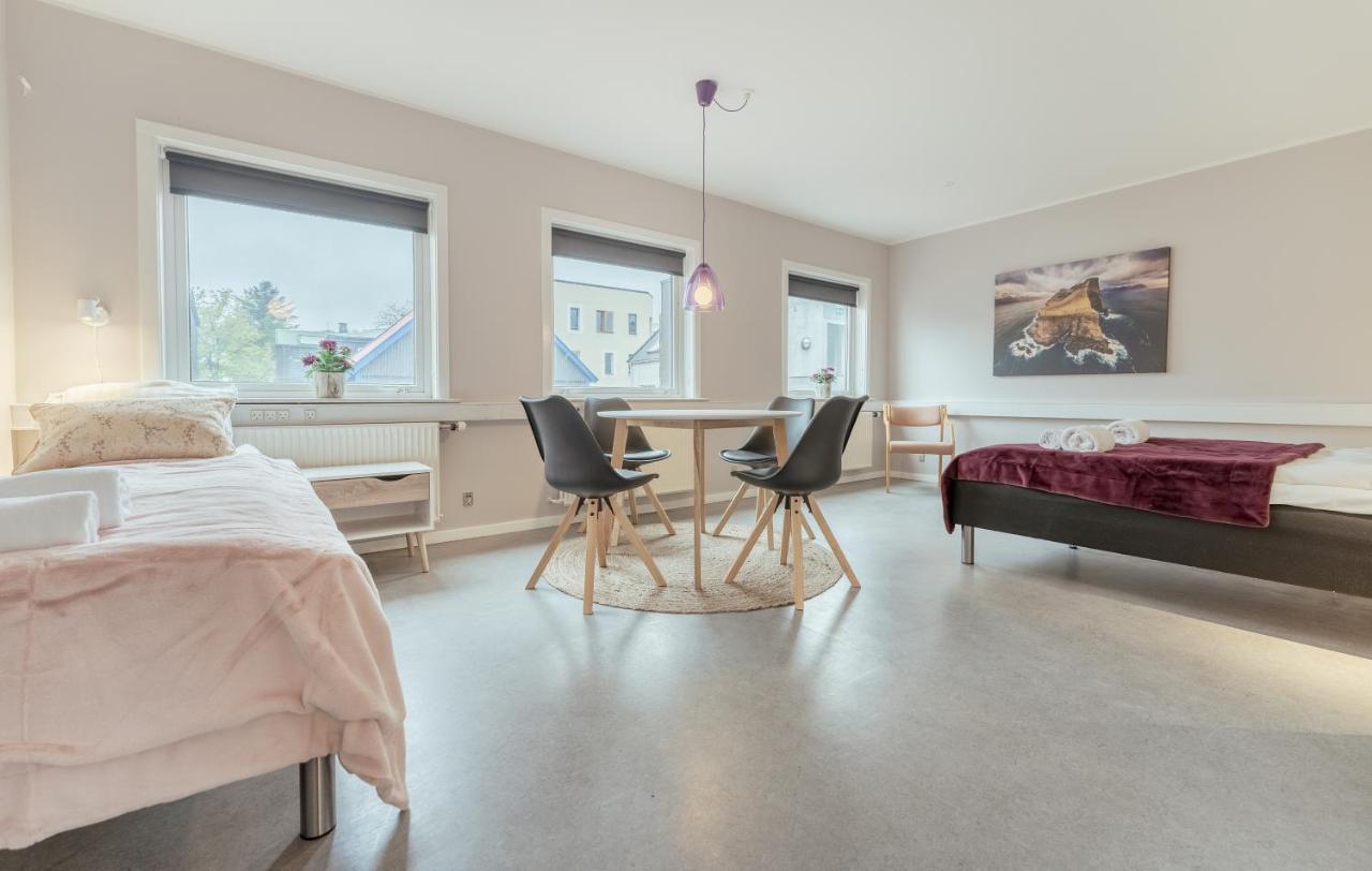 Torsgota Guesthouse - In The Heart Of Torshavn Ngoại thất bức ảnh